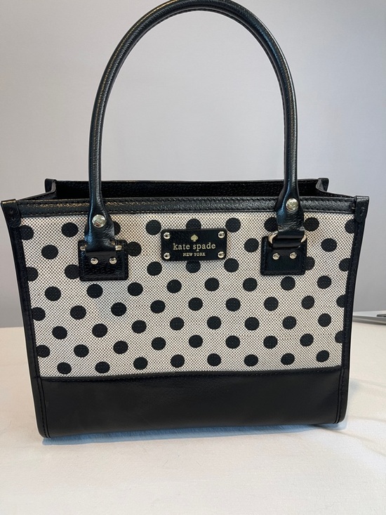 kate spade Handbags - Kate Spade Beltown Quinn Handbag